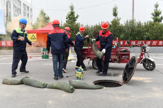 未雨綢繆 以“演”代“練” ——開(kāi)福區開(kāi)展突發(fā)環(huán)境事件應急演練