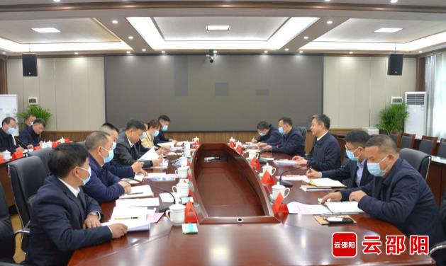 嚴華調研全市基層生態(tài)環(huán)保體制機制建設工作