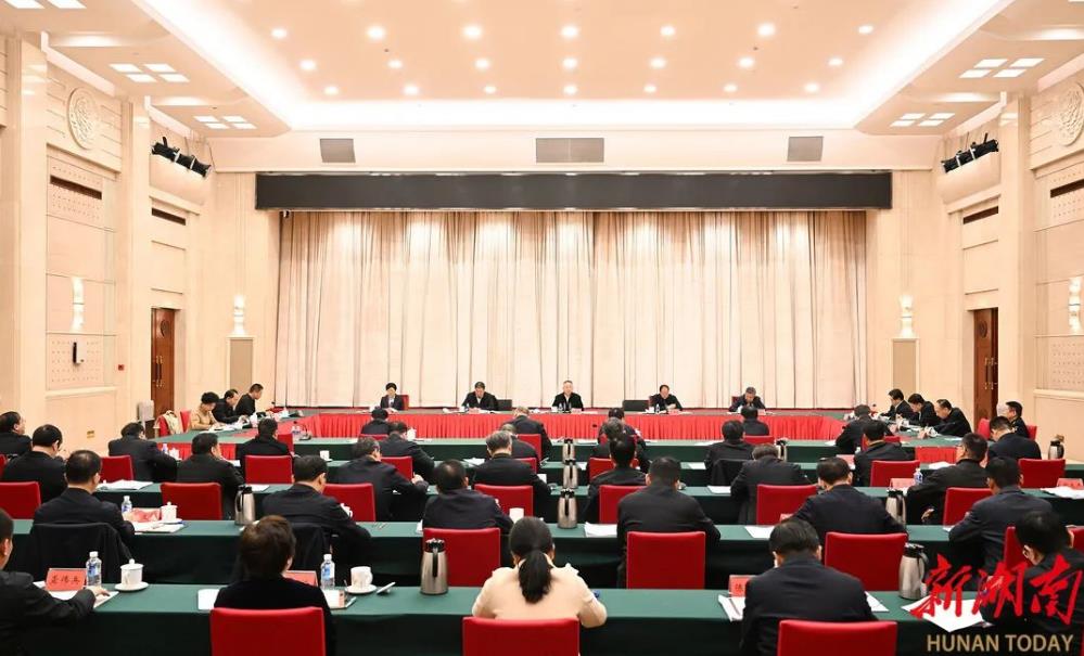 扛牢“守護好一江碧水”政治責任 推動(dòng)美麗湖南建設取得新成效 扛牢“守護好一江碧水”政治責任 推動(dòng)美麗湖南建設取得新成效