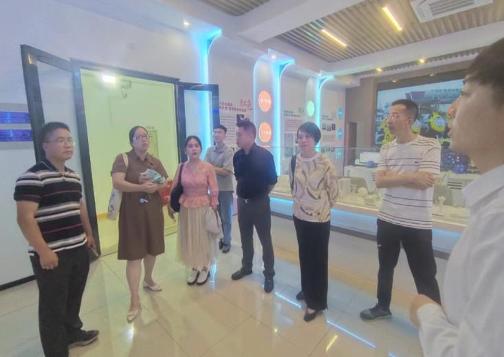 省生態(tài)環(huán)境廳來(lái)臺州開(kāi)展低（零）碳鄉鎮、村（社區）試點(diǎn)創(chuàng  )建幫扶指導