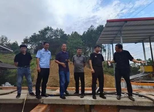 賦云帶隊開(kāi)展“四不兩直”調研督導幫扶