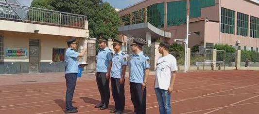 益陽(yáng)市生態(tài)環(huán)境局執法大練兵：自查自糾規范著(zhù)裝 樹(shù)立鐵軍良好形象