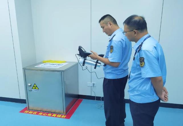 南昌市生態(tài)環(huán)境部門(mén)踐行服務(wù)基層群眾收獲好評